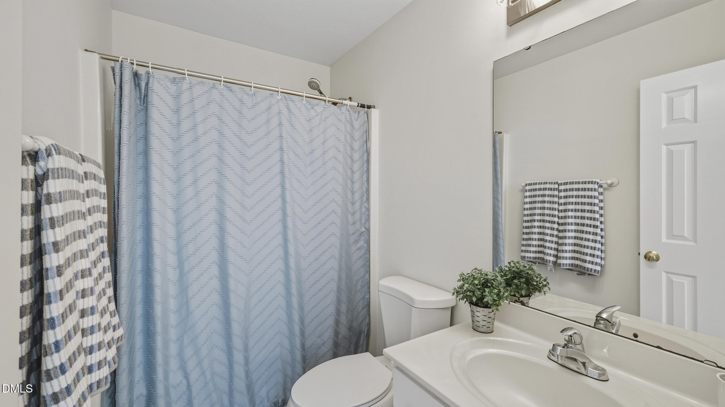 8005 Mill Bluff Court Raleigh, NC 27616 - Photo 28 of 47 2nd Bathroom