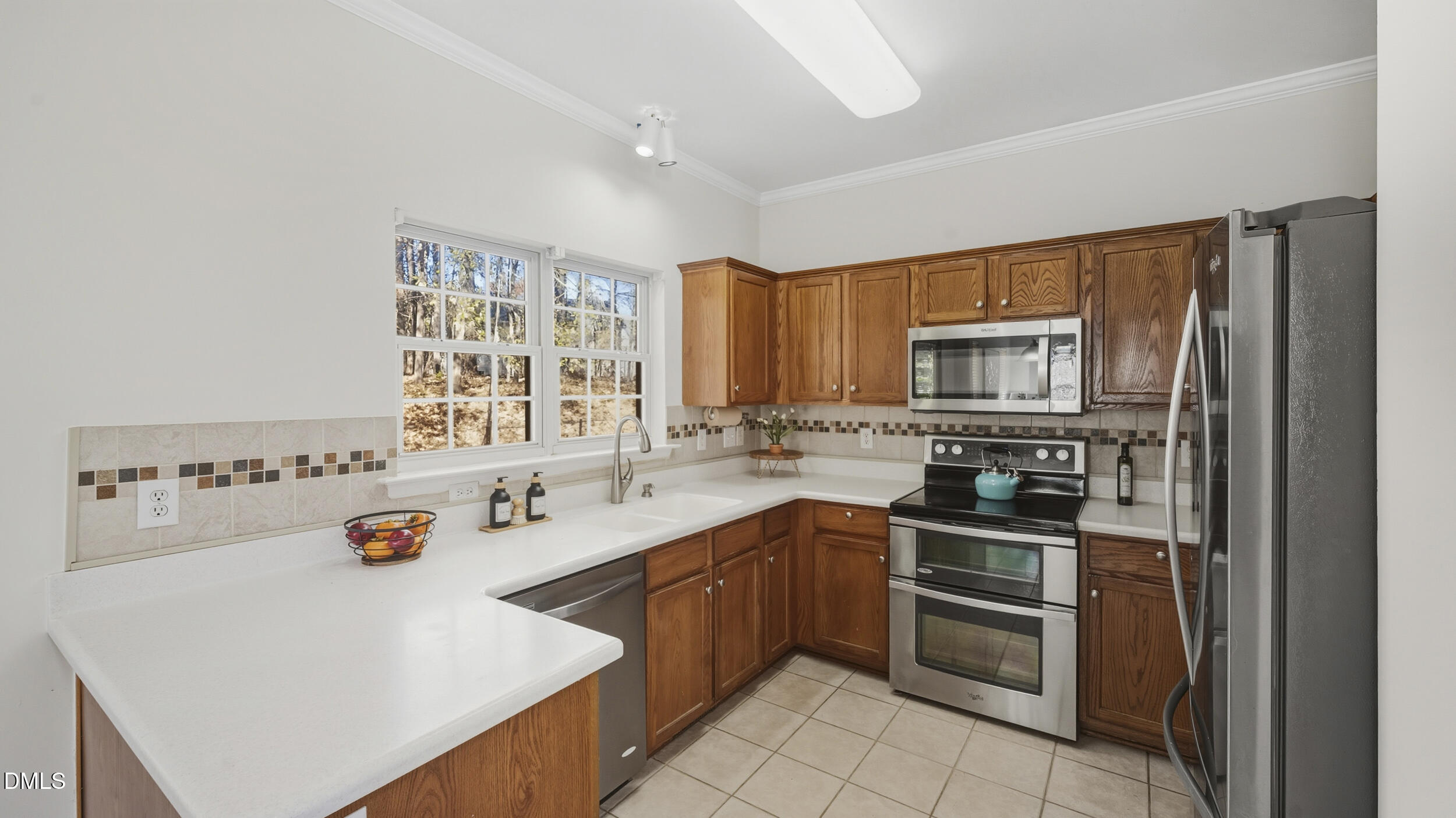 8005 Mill Bluff Court Raleigh, NC 27616 - Photo 8 of 47 Stainless Steel Appliances
