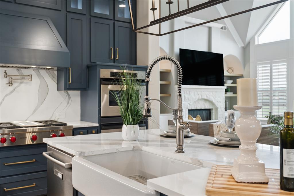 259 King Ranch Court Fort Worth, TX 76108 - Photo 9 of 37