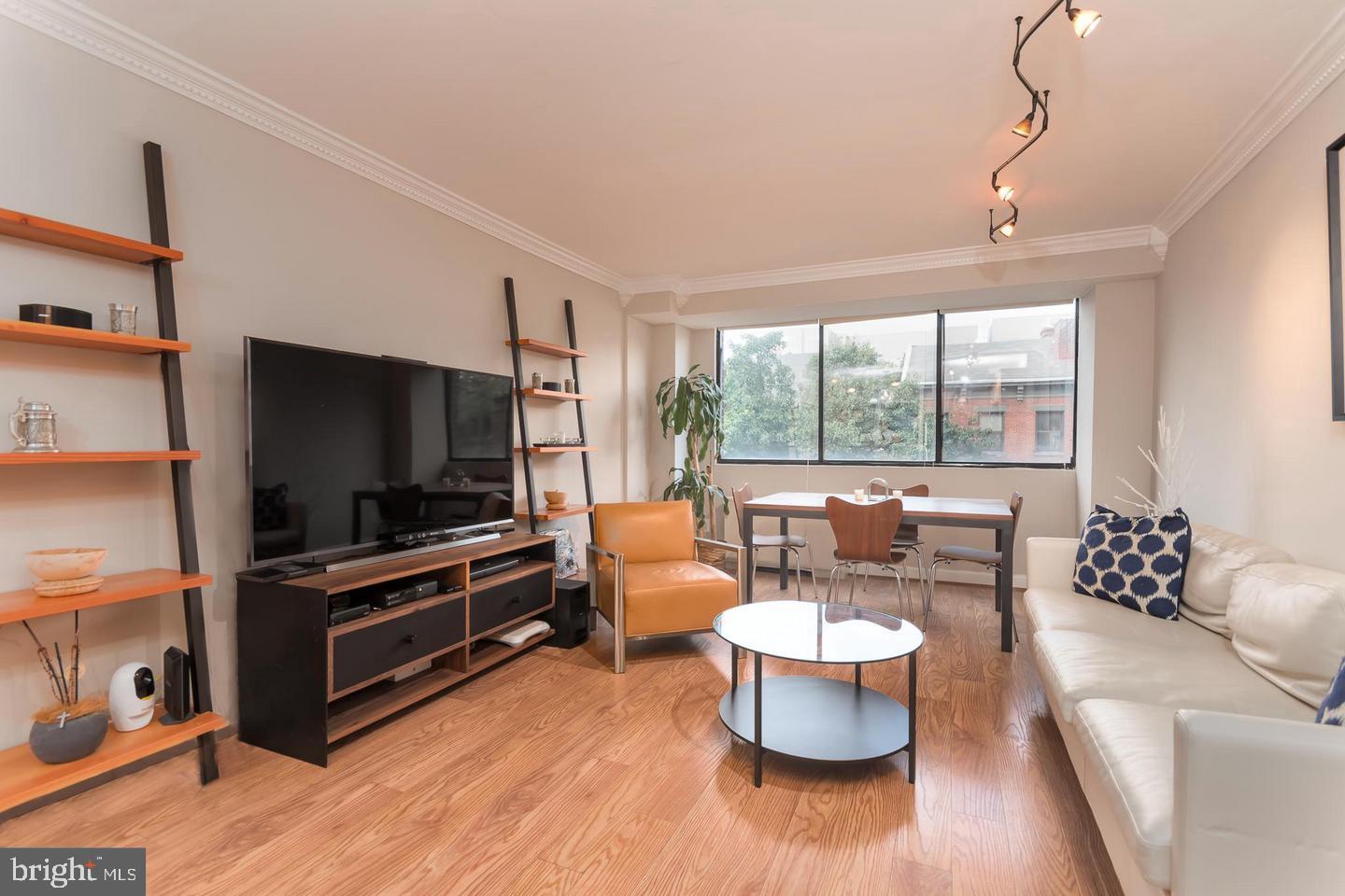 1245 13th Street Northwest, Unit 301 Washington, DC 20005 - Photo 2 of 29