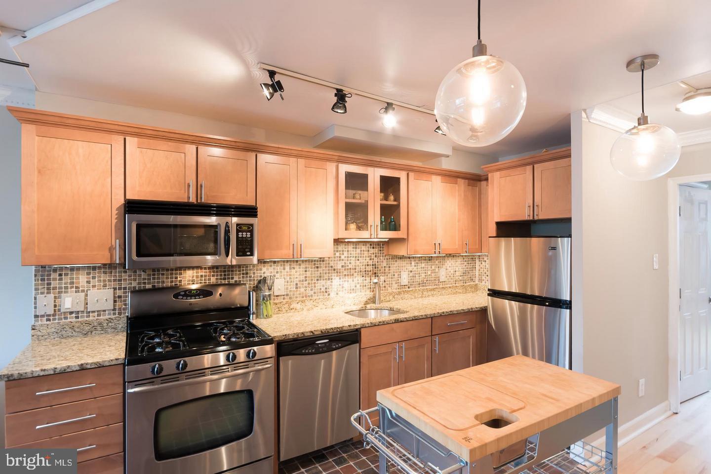 1245 13th Street Northwest, Unit 301 Washington, DC 20005 - Photo 5 of 29