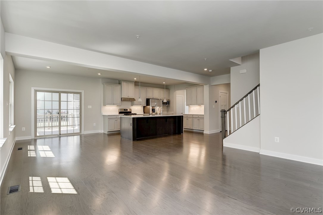 8324 Cobblecreek Road Midlothian, VA 23112 - Photo 6 of 25 Gallery Image 6
