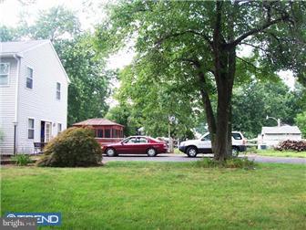 813 West Bridge Street Spring City, PA 19475 - Photo 4 of 12 Gallery Image 4