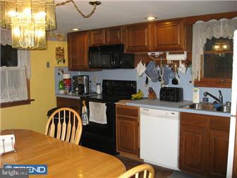 813 West Bridge Street Spring City, PA 19475 - Photo 8 of 12 Gallery Image 8