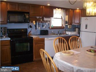 813 West Bridge Street Spring City, PA 19475 - Photo 9 of 12 Gallery Image 9