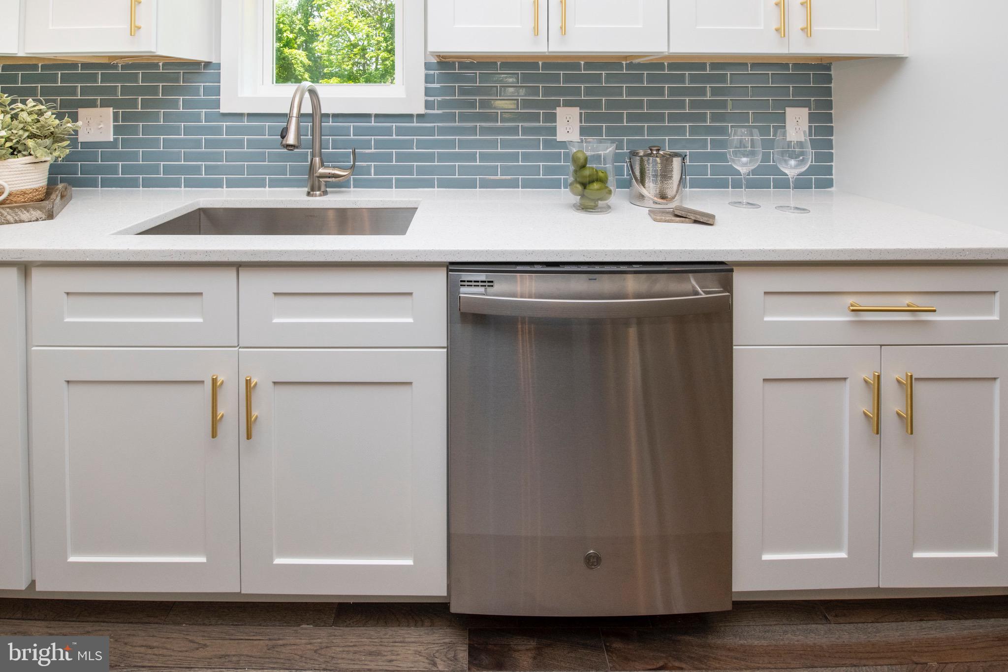 2918 Cedarhurst Road Finksburg, MD 21048 - Photo 14 of 50 Brand new stainless steel appliances!