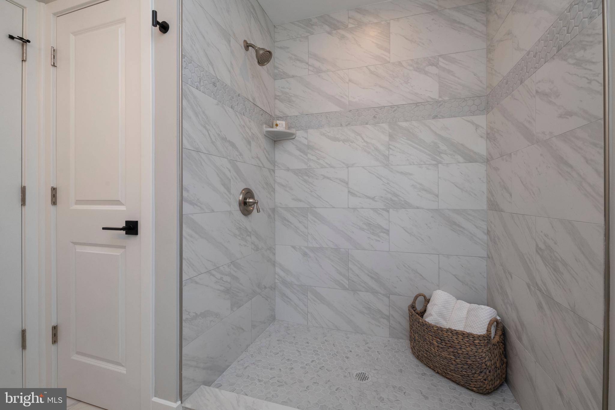 2918 Cedarhurst Road Finksburg, MD 21048 - Photo 24 of 50 Large master shower & linen closet!