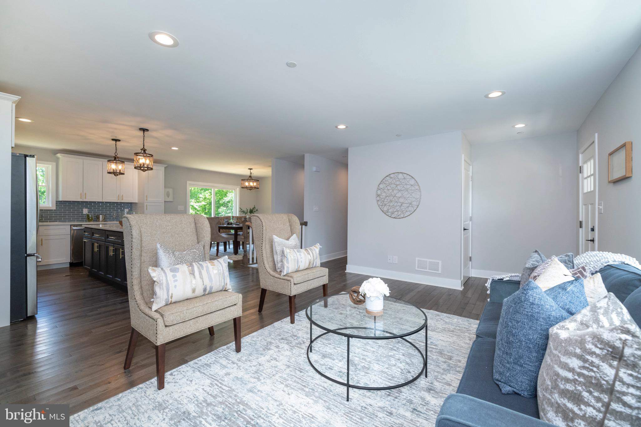 2918 Cedarhurst Road Finksburg, MD 21048 - Photo 7 of 50 Great sight lines to dining space!