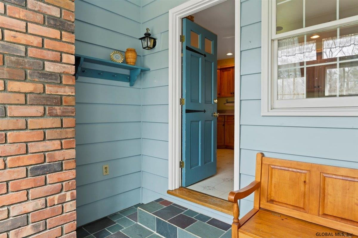 177 Beaver Road Schodack, NY 12123 - Photo 12 of 44 Photo 12
