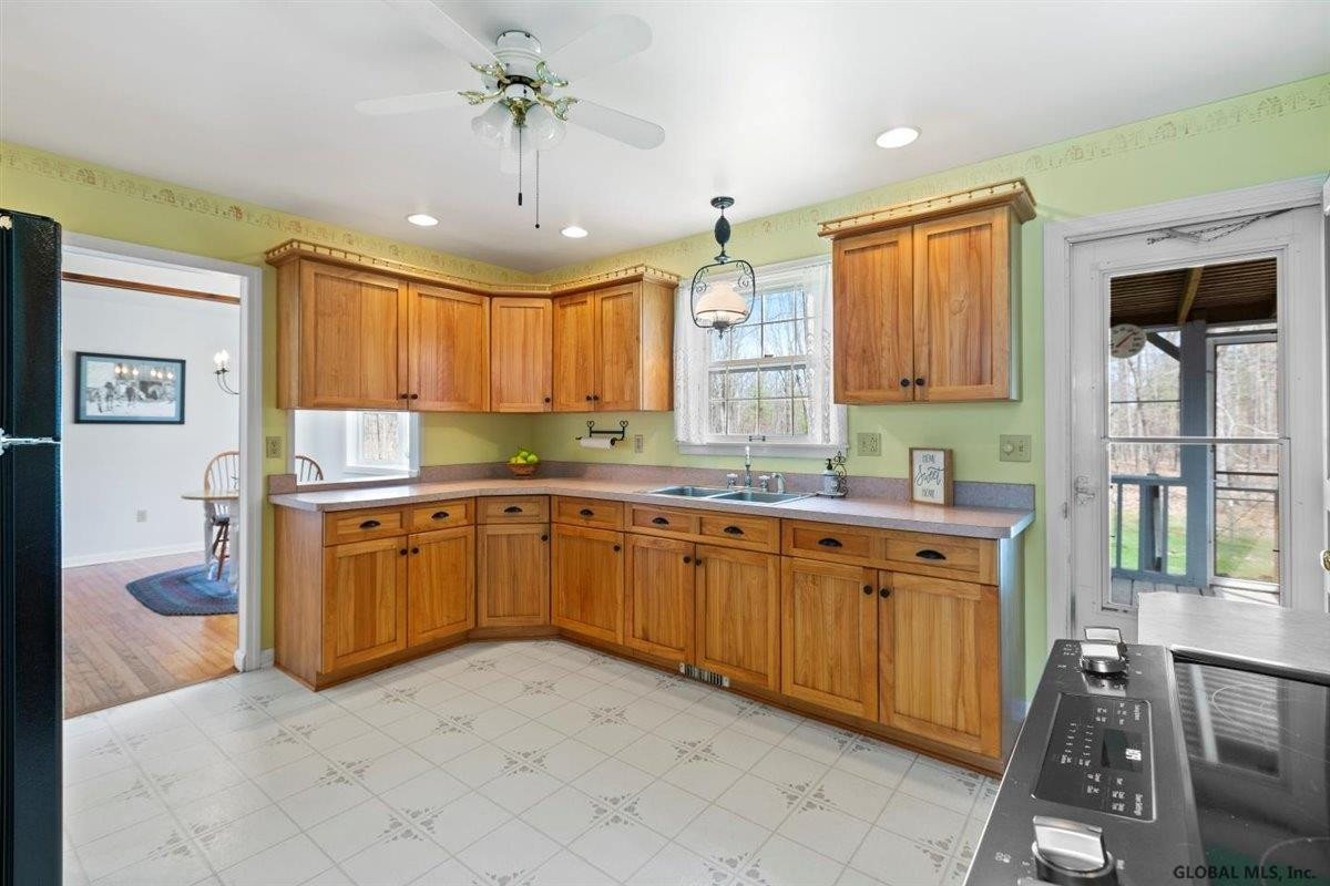 177 Beaver Road Schodack, NY 12123 - Photo 13 of 44 Photo 13