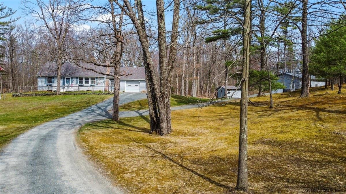 177 Beaver Road Schodack, NY 12123 - Photo 8 of 44 Photo 8