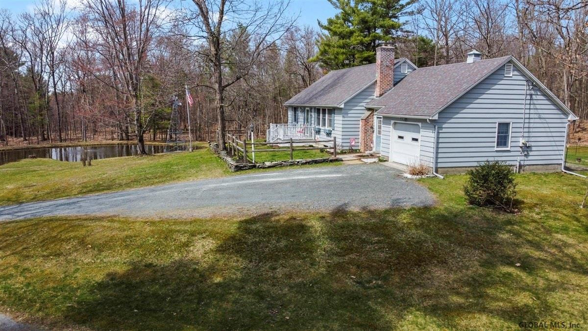 177 Beaver Road Schodack, NY 12123 - Photo 9 of 44 Photo 9