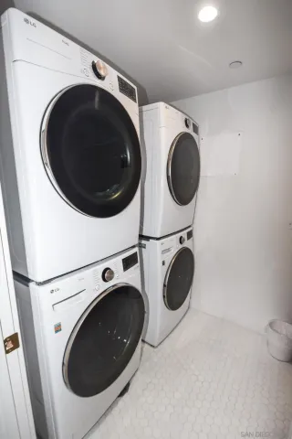 $30,000 | 924 D Avenue, Coronado, CA 92118