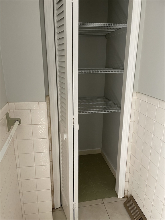 29 Freeman Street, Unit 6 Stoughton, MA 02072 - Photo 8 of 10