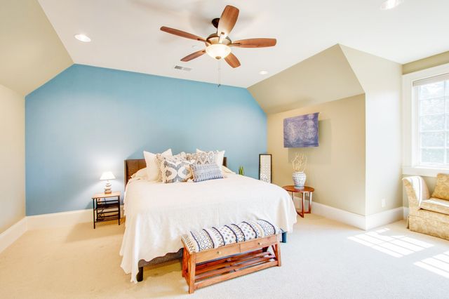 a view of a tennis court