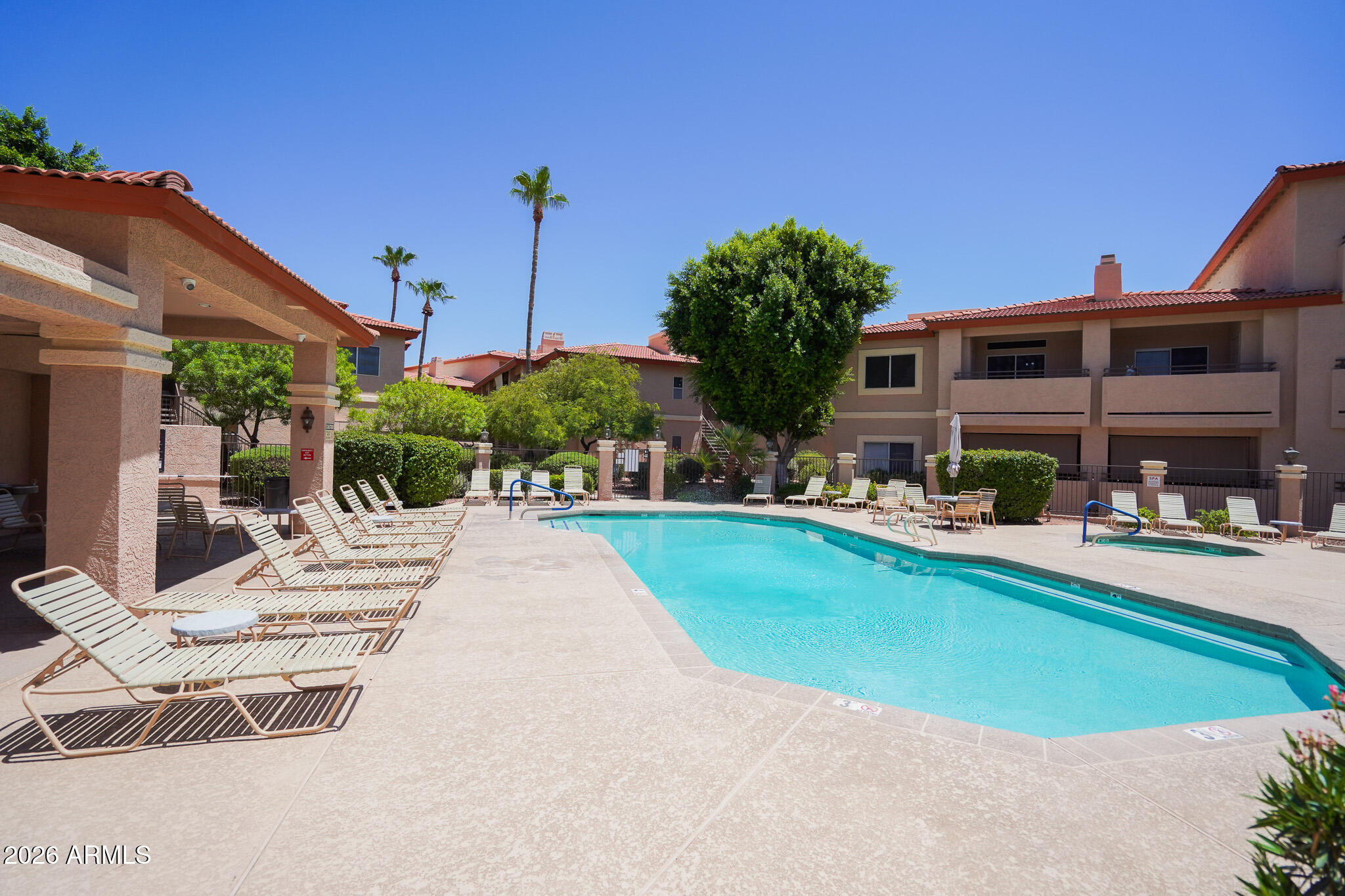 10410 North Cave Creek Road, Unit 1111 Phoenix, AZ 85020 - Photo 20 of 21 DSC01036