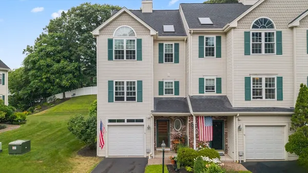 $559,000 | 67 North Quinsigamond Avenue, Unit 18, Shrewsbury, MA 01545