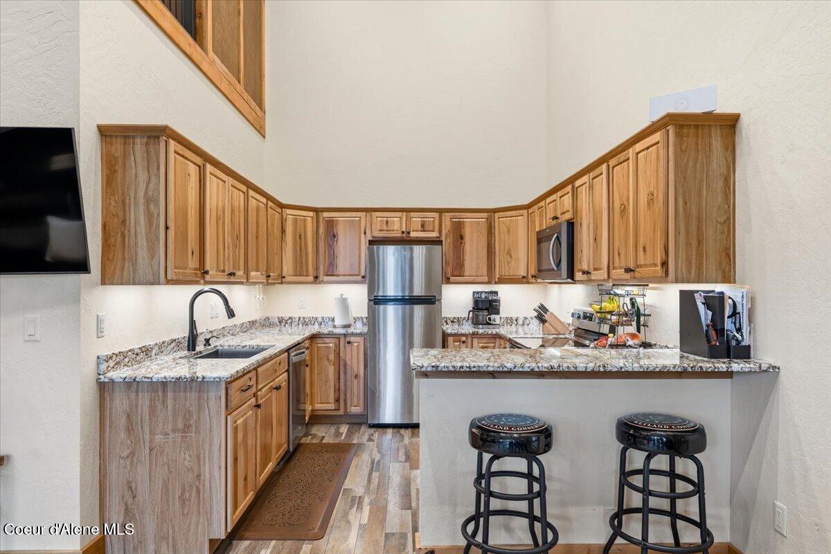 17045 West Cade Road Hauser, ID 83854 - Photo 20 of 83 20-Kitchen