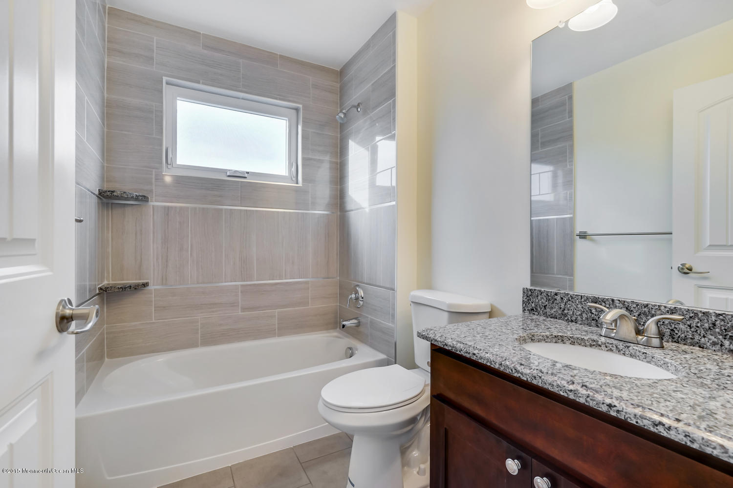 134 Gary Road Toms River, NJ 08753 - Photo 37 of 63 171 Silver Bay Rd Toms River-large-036-4