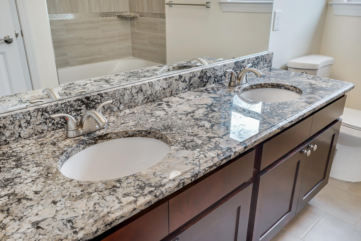 134 Gary Road Toms River, NJ 08753 - Photo 49 of 63 171 Silver Bay Rd Toms River-large-048-5