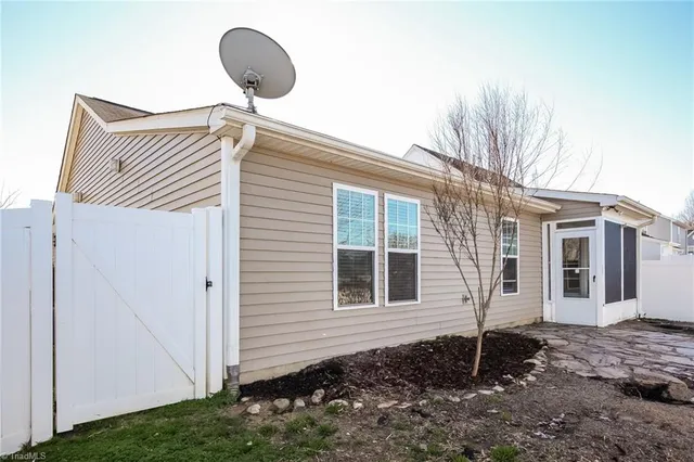 $1,870 | 5783 Misty Hill Circle, Clemmons, NC 27012