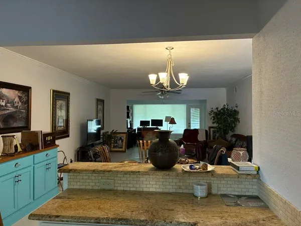 $2,250 | 2384 Tahitian Lane, Unit 6, Clearwater, FL 33763