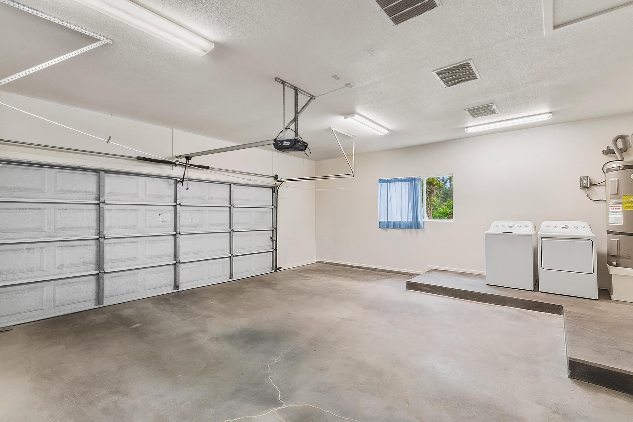 120 Opio Road Hilo, HI 96720 - Photo 29 of 30 a view of a garage room