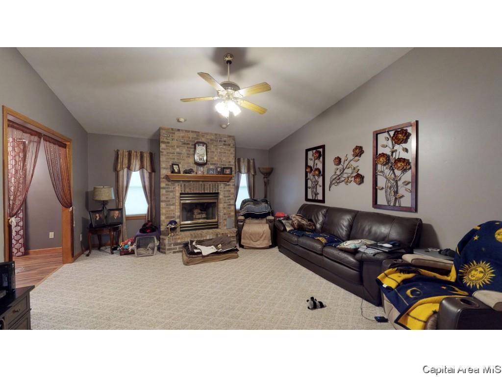 2801 Biscayne Drive Springfield, IL 62707 - Photo 15 of 19