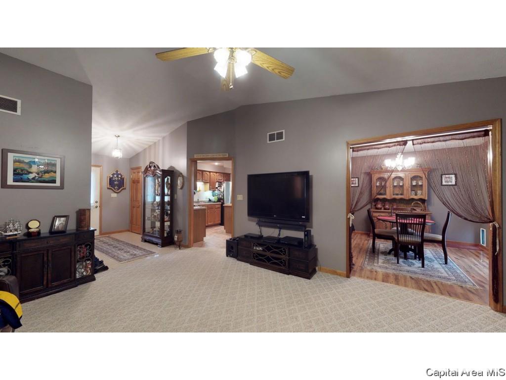 2801 Biscayne Drive Springfield, IL 62707 - Photo 17 of 19