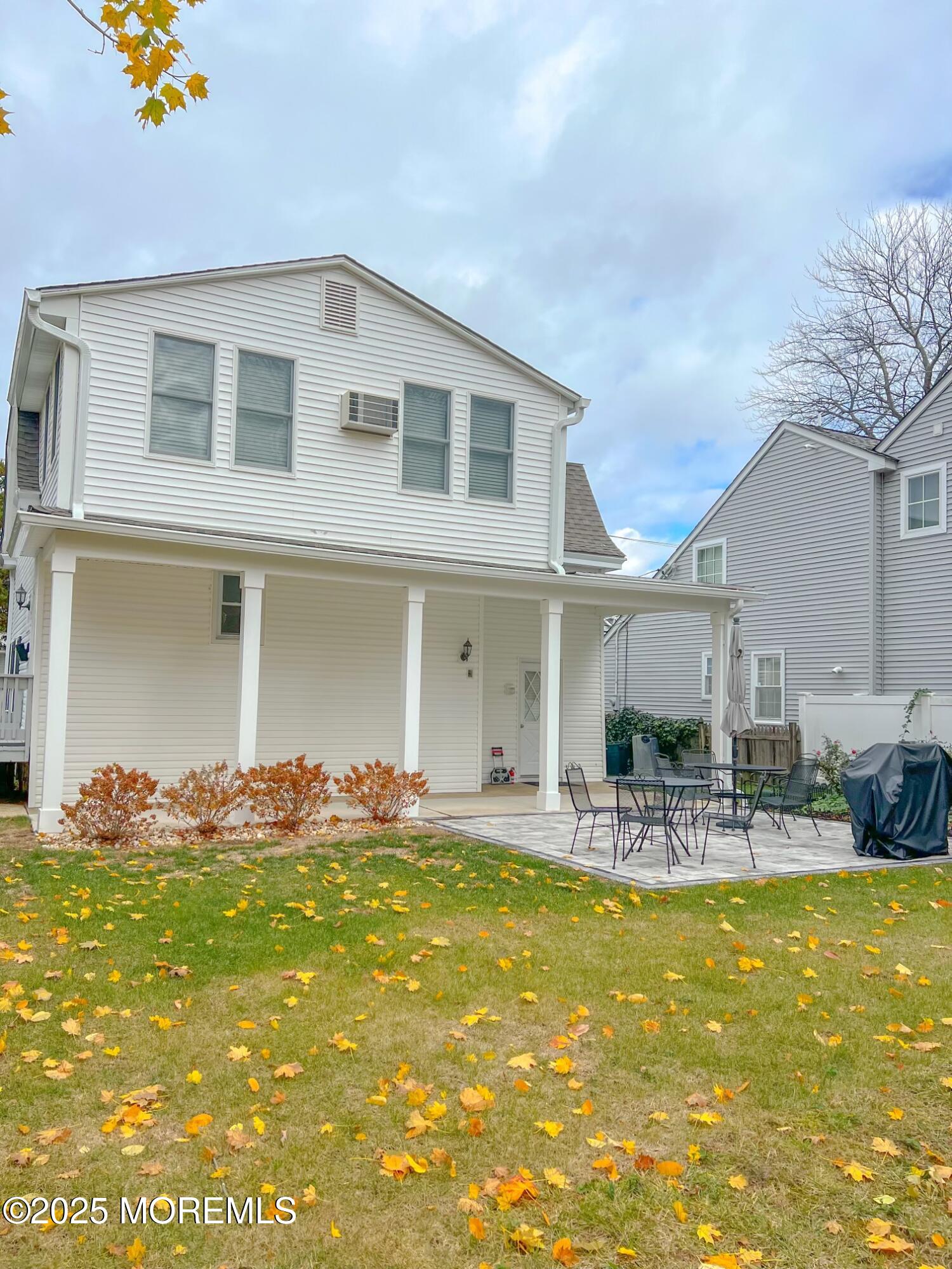 413 Morris Avenue Spring Lake, NJ 07762 - Photo 2 of 14 a view of house that has a lot of table and chairs