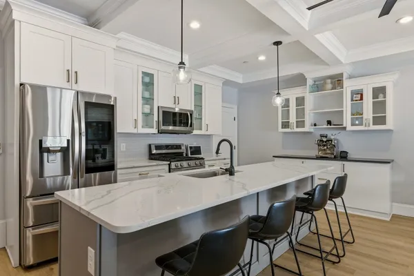 $879,000 | 114 Saratoga Way, Unit 2, Portsmouth, NH 03801