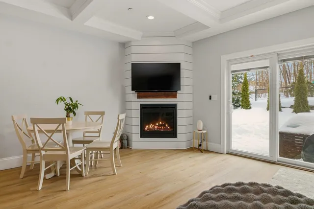 $879,000 | 114 Saratoga Way, Unit 2, Portsmouth, NH 03801