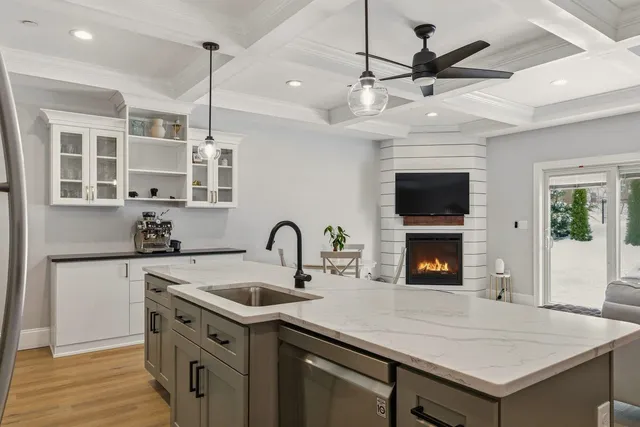 $879,000 | 114 Saratoga Way, Unit 2, Portsmouth, NH 03801