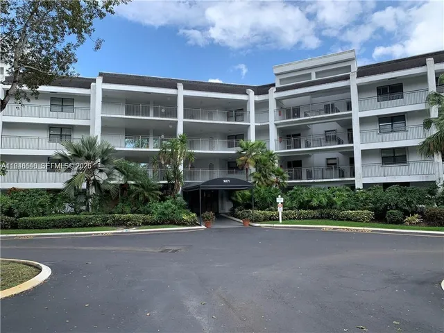 $3,000 | 16171 Blatt Boulevard, Unit 413, Weston, FL 33326