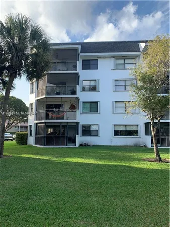 $3,000 | 16171 Blatt Boulevard, Unit 413, Weston, FL 33326