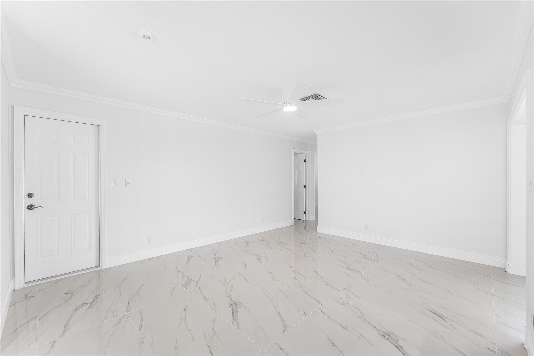 2443 Northeast 26th Street Lighthouse Point, FL 33064 - Photo 13 of 67 Photo 13