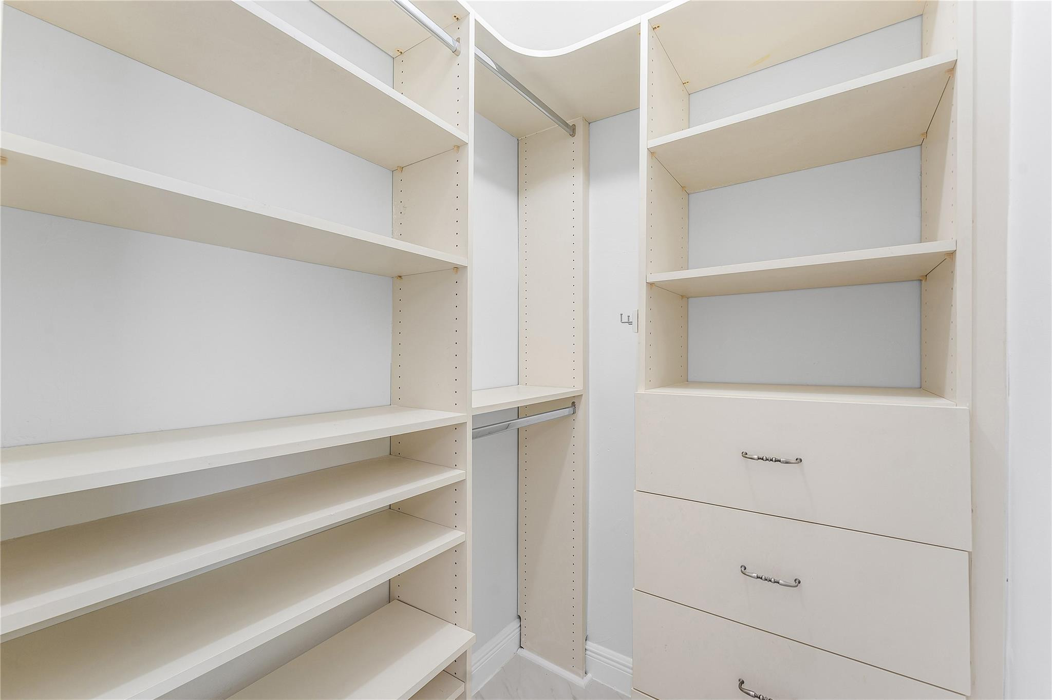 2443 Northeast 26th Street Lighthouse Point, FL 33064 - Photo 41 of 67 Bedroom 4 walk in