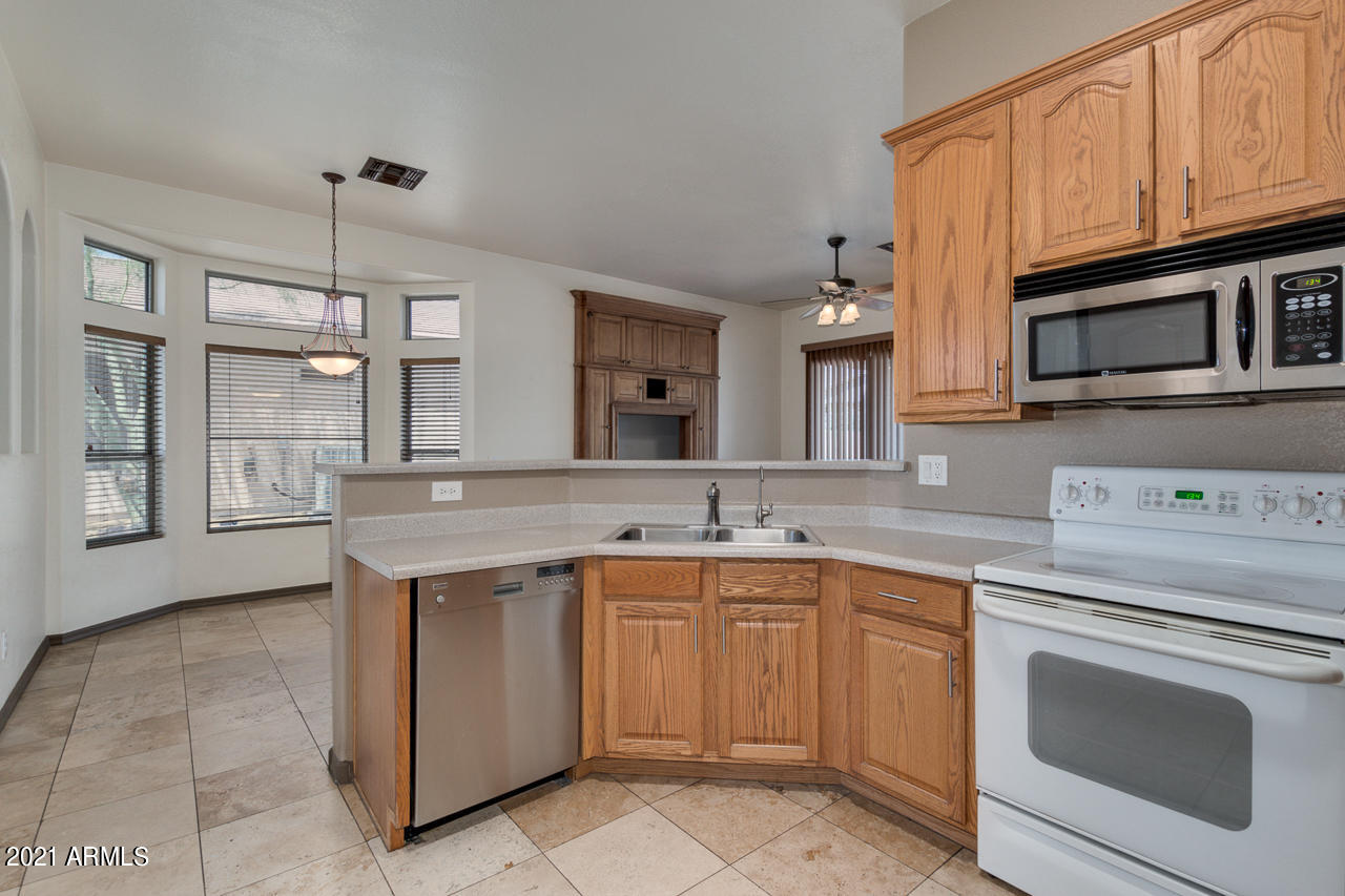 4303 South Strong Box Road Gold Canyon, AZ 85118 - Photo 12 of 28 16-Strong