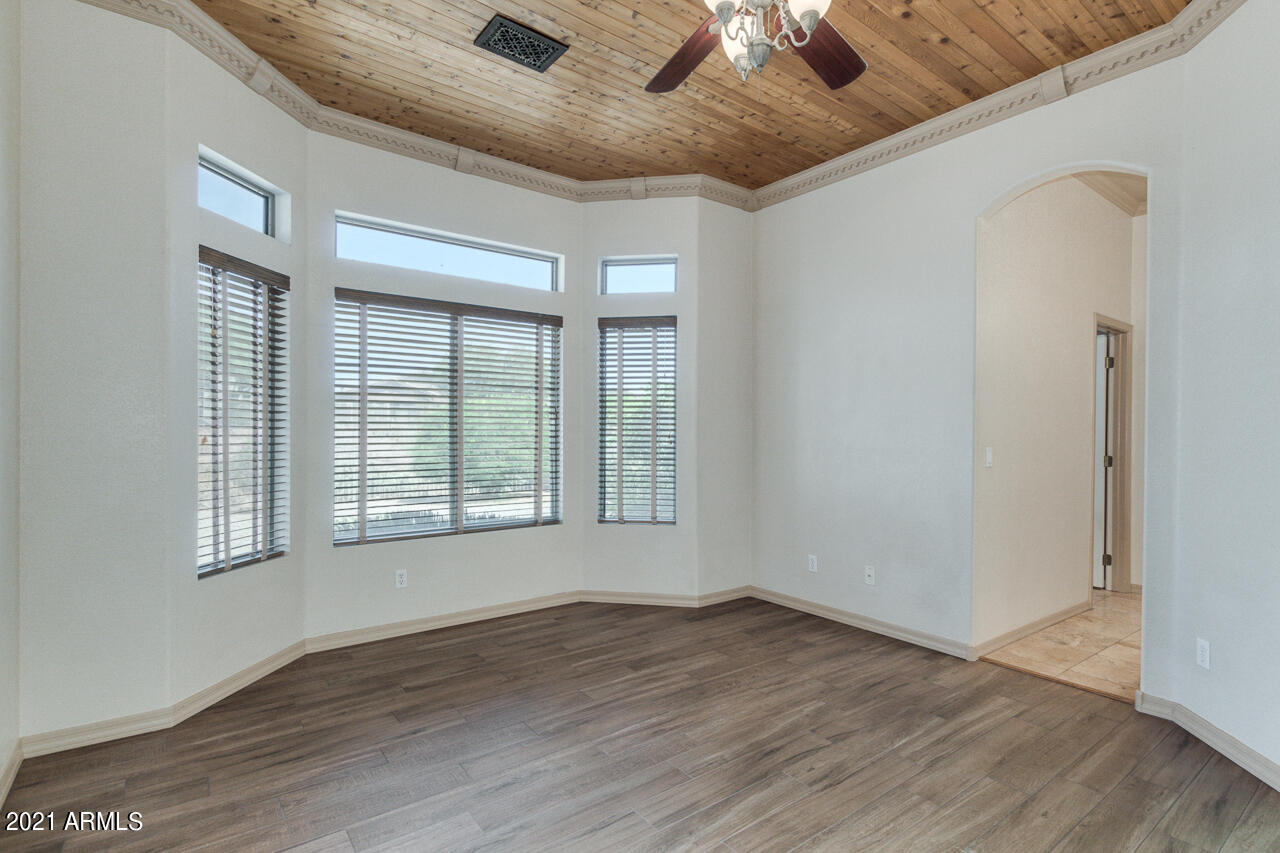 4303 South Strong Box Road Gold Canyon, AZ 85118 - Photo 14 of 28 18-Strong