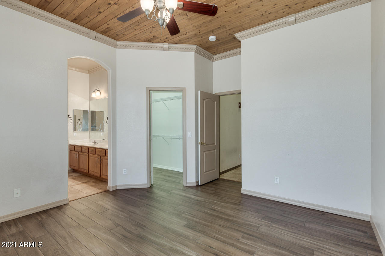 4303 South Strong Box Road Gold Canyon, AZ 85118 - Photo 15 of 28 19-Strong