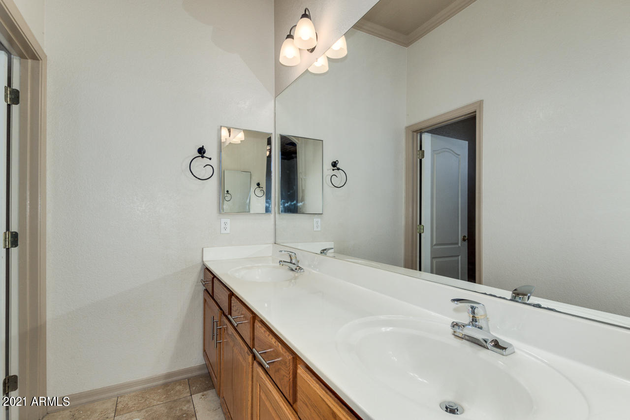 4303 South Strong Box Road Gold Canyon, AZ 85118 - Photo 16 of 28 20-Strong