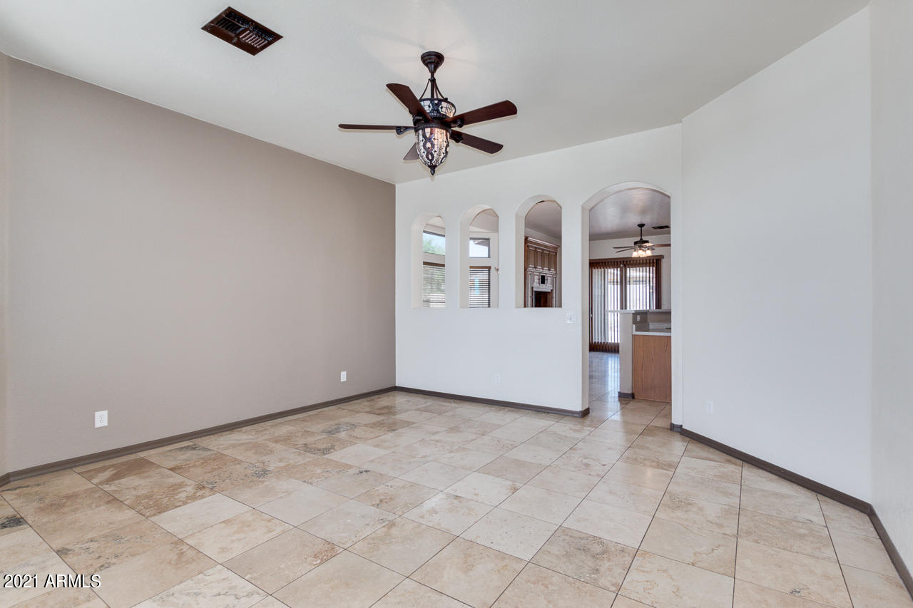 4303 South Strong Box Road Gold Canyon, AZ 85118 - Photo 5 of 28 05-Strong