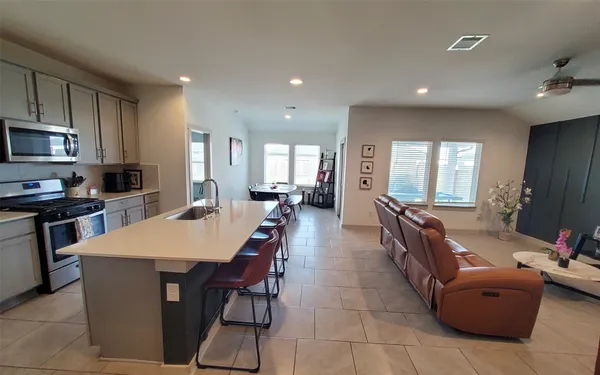 $2,250 | 3839 Sparkman Lane, Katy, TX 77494
