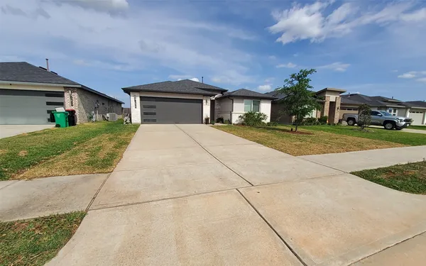$2,250 | 3839 Sparkman Lane, Katy, TX 77494