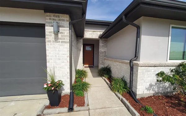 $2,250 | 3839 Sparkman Lane, Katy, TX 77494