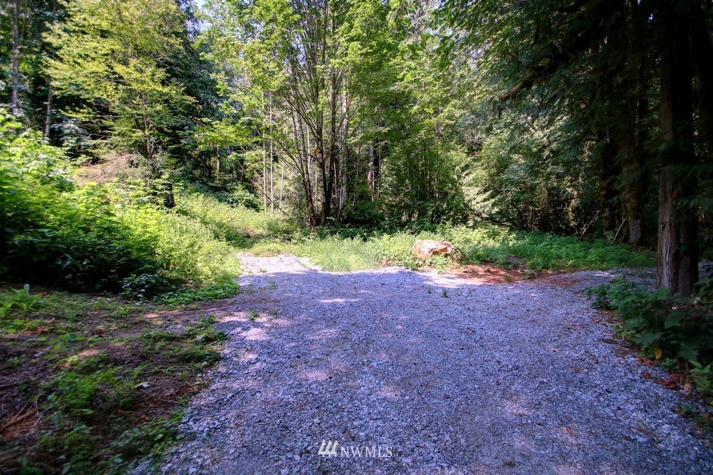 8553 Silver Lake Road Maple Falls, WA 98266 - Photo 11 of 25