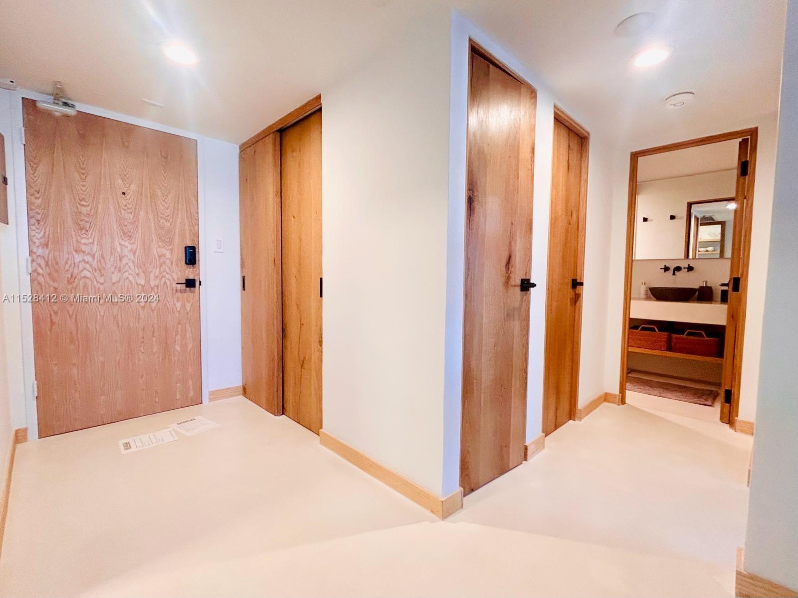 100 Lincoln Road, Unit 1543 Miami Beach, FL 33139 - Photo 13 of 16