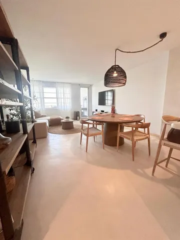 $6,000 | 100 Lincoln Road, Unit 1543, Miami Beach, FL 33139