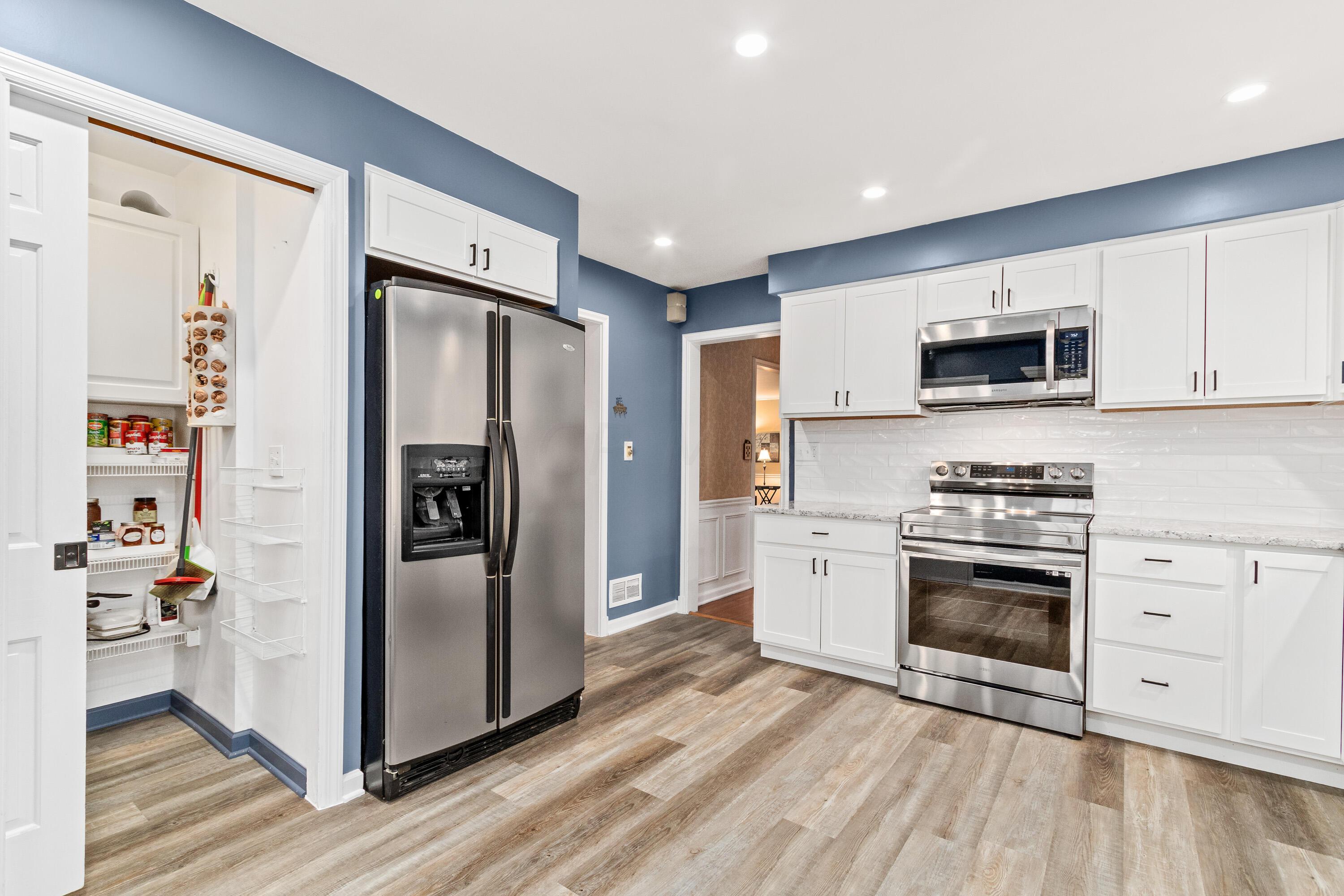 151 West Beaumont Road Columbus, OH 43214 - Photo 9 of 33 151 West Beaumont Road-23.jpg-FULL