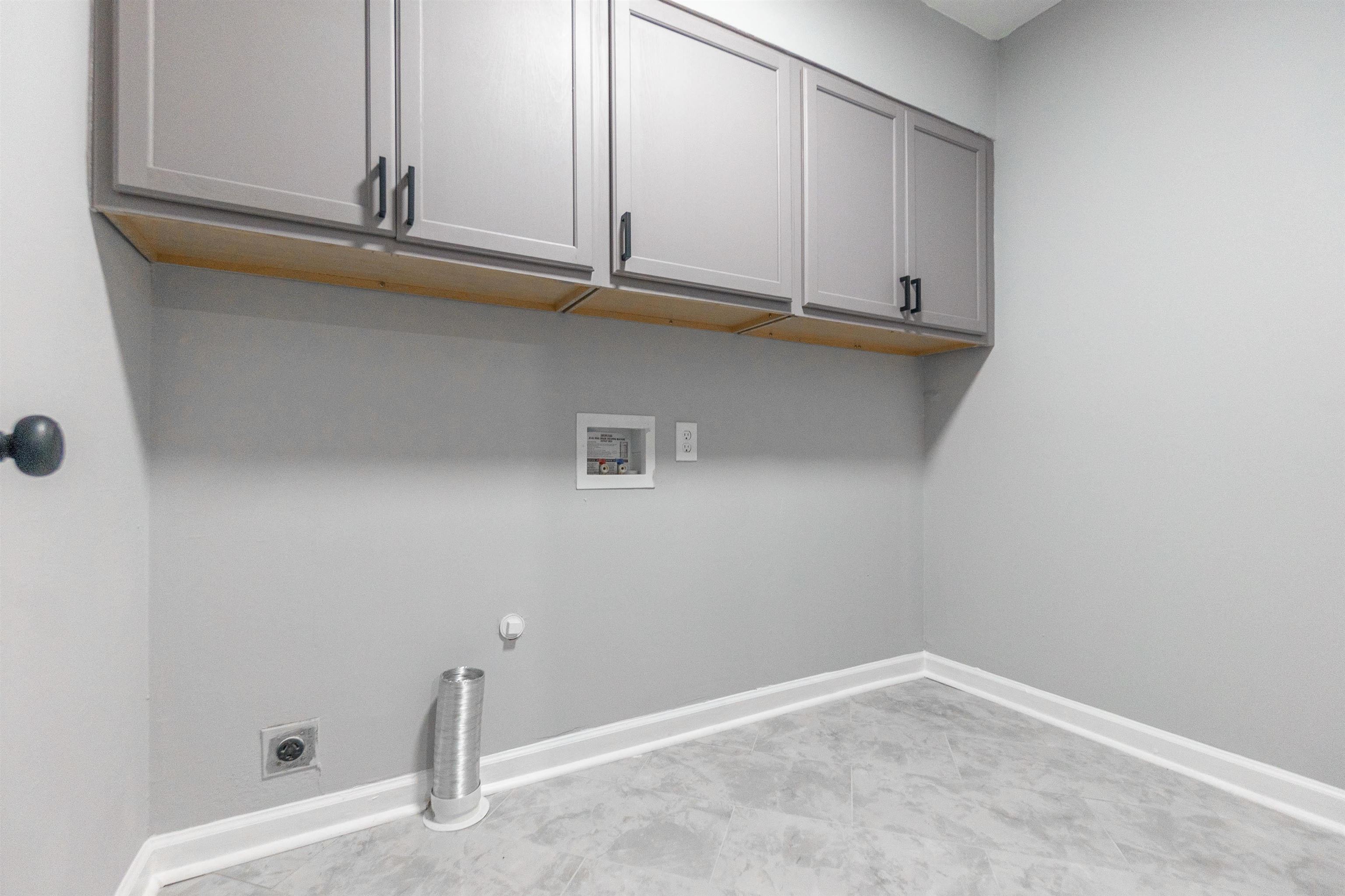 1011 Haledale Road Memphis, TN 38116 - Photo 9 of 25 a view of storage and utility room with window